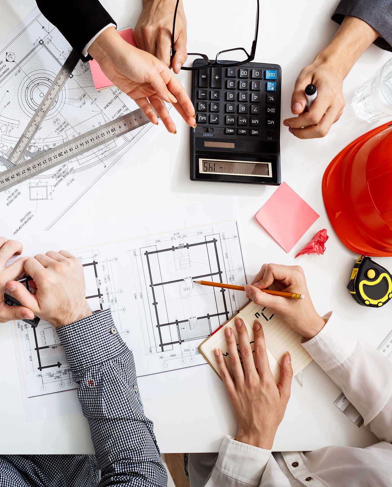 Oferim servicii complete de management de proiect de la faza de proiectare pana la darea in functiune.